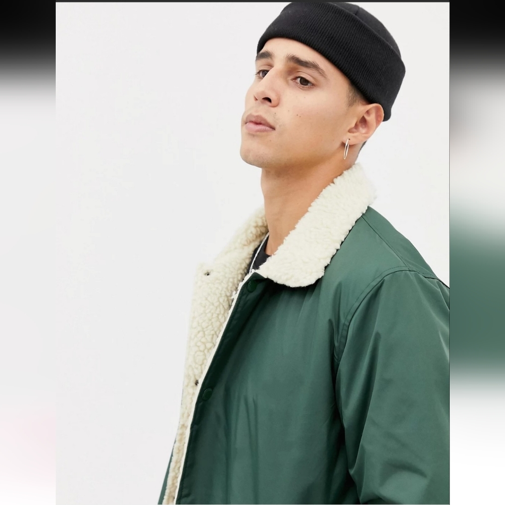 ASOS - Picture 2 of 15
